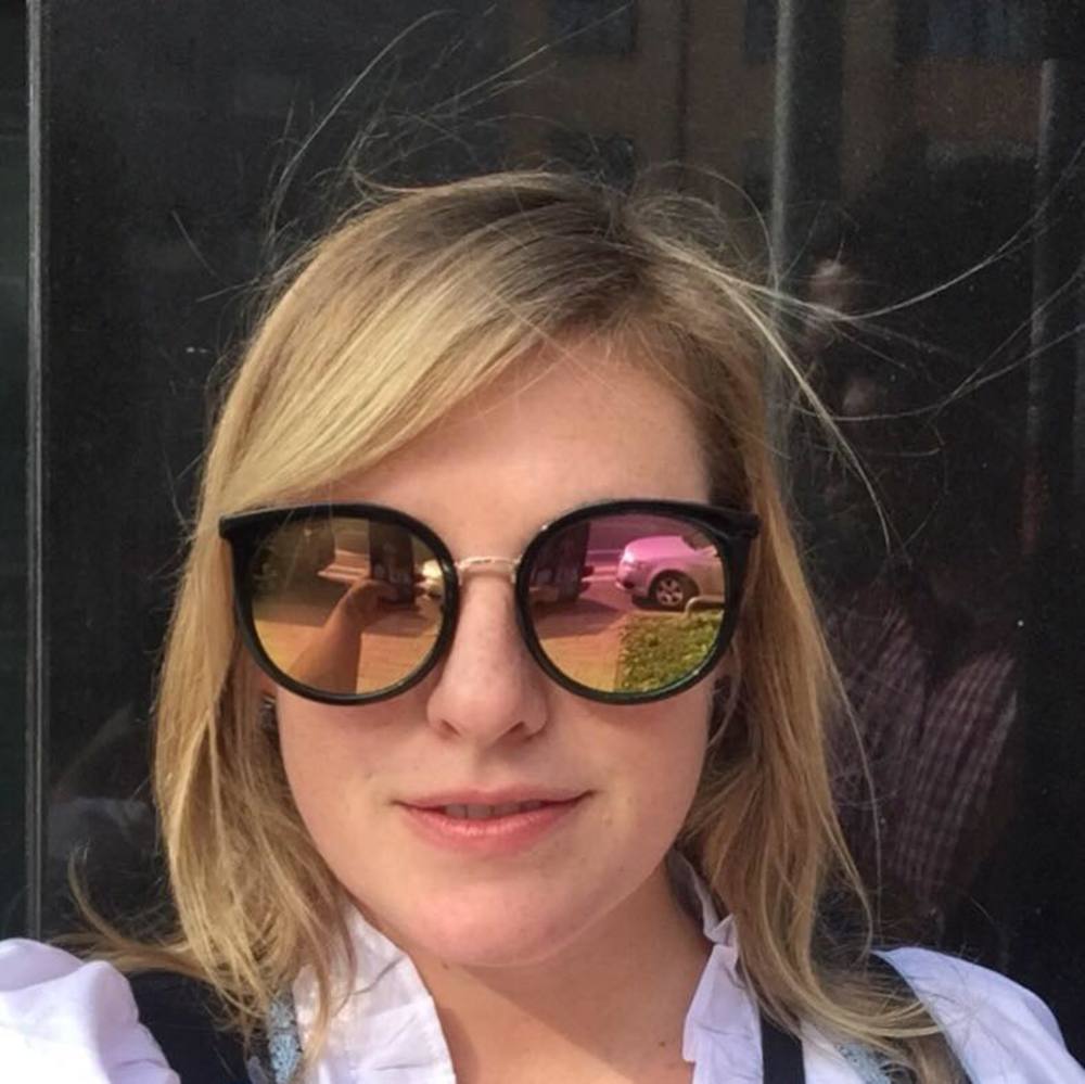 Meet your Posher, Renee